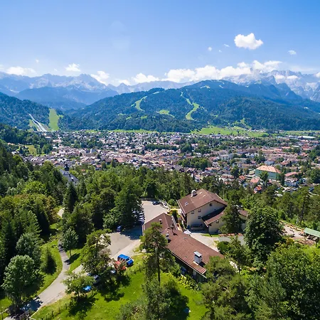 Landkomforthotel Panorama & Restaurant Bella Vista 酒店 加爾米施-帕滕基興