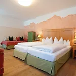 Landkomforthotel Panorama & Restaurant Bella Vista 3* Garmisch-Partenkirchen
